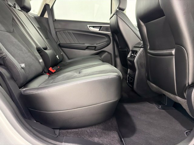 Used 2016 Ford Edge Sport w/ Equipment Group 401A AWD/4WD image 23