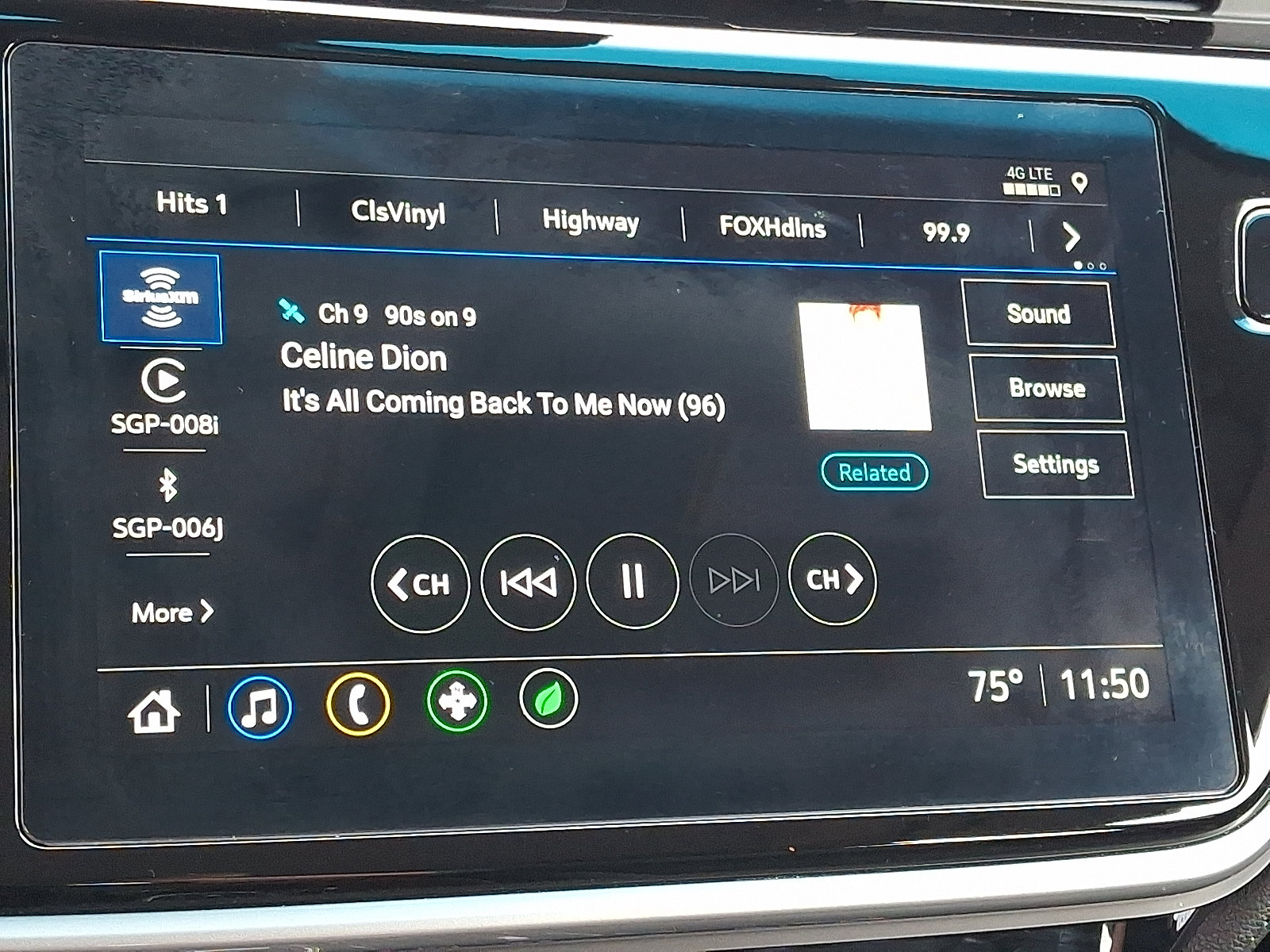 Certified 2023 Chevrolet Bolt LT w/ Infotainment Package FWD image 19
