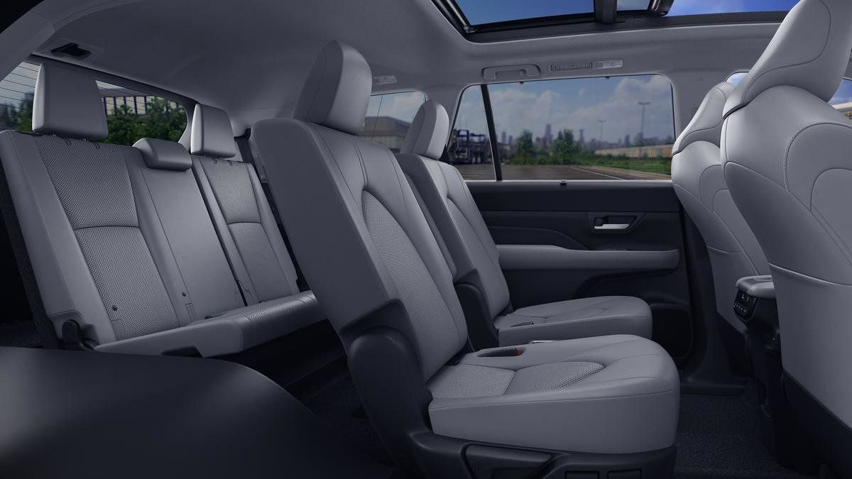 New 2026 Toyota Grand Highlander image 21
