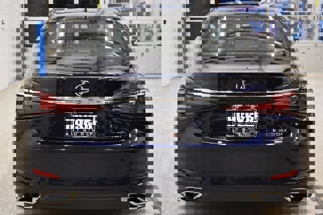 Used 2024 Lexus ES 350 image 11