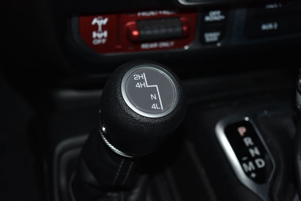 Used 2024 Jeep Wrangler Unlimited Rubicon image 14