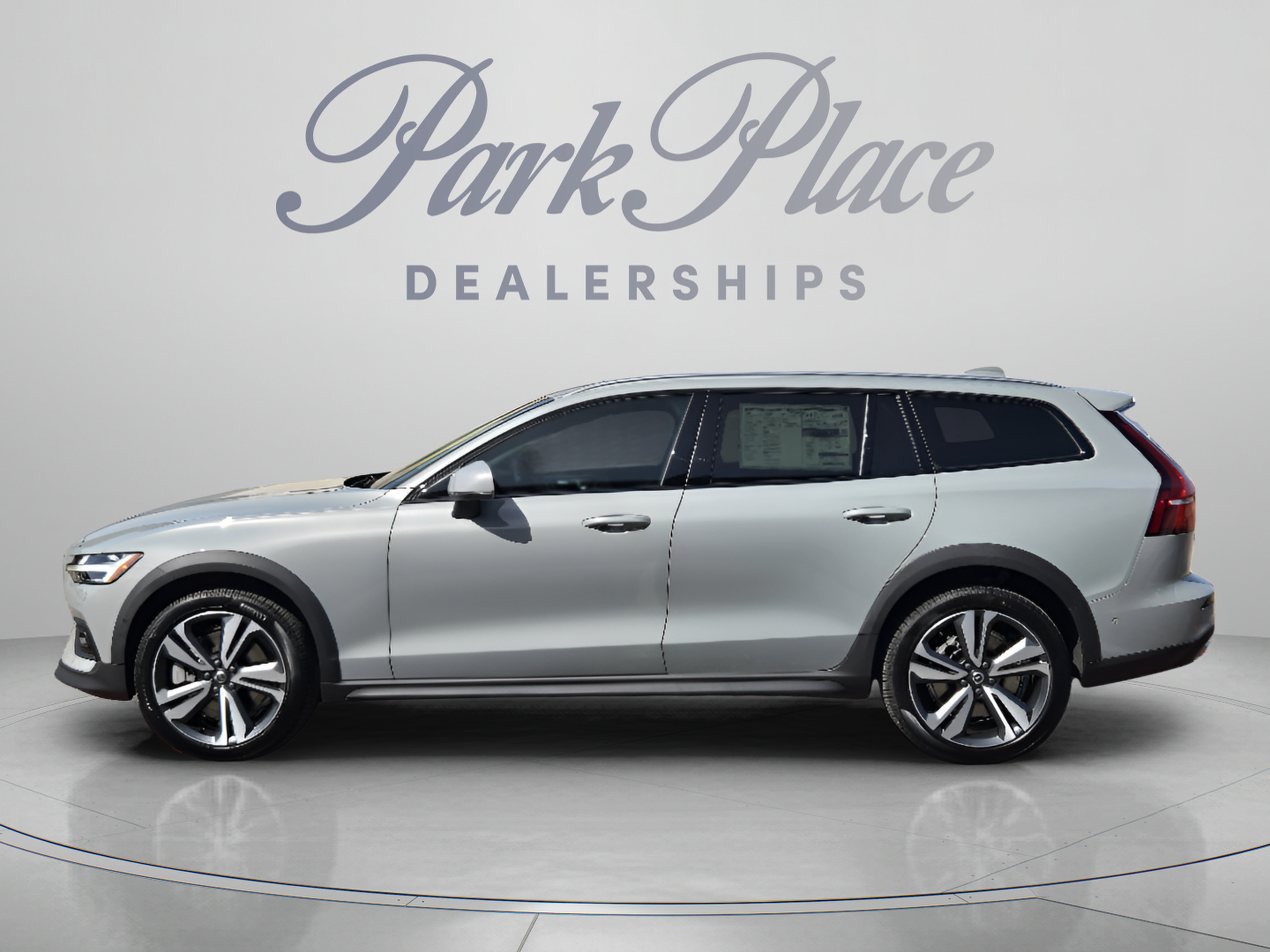 New 2026 Volvo V60 B5 Cross Country Plus w/ Climate Package AWD/4WD image 2