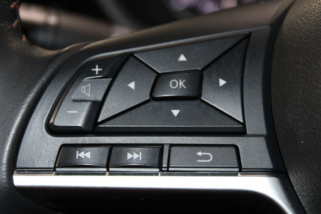 Used 2024 Nissan Sentra SR FWD image 19