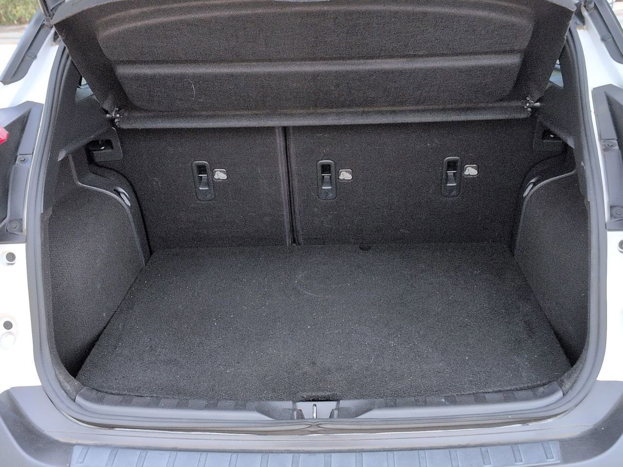 Used 2020 Nissan Kicks SR w/ SR Premium Package FWD image 23