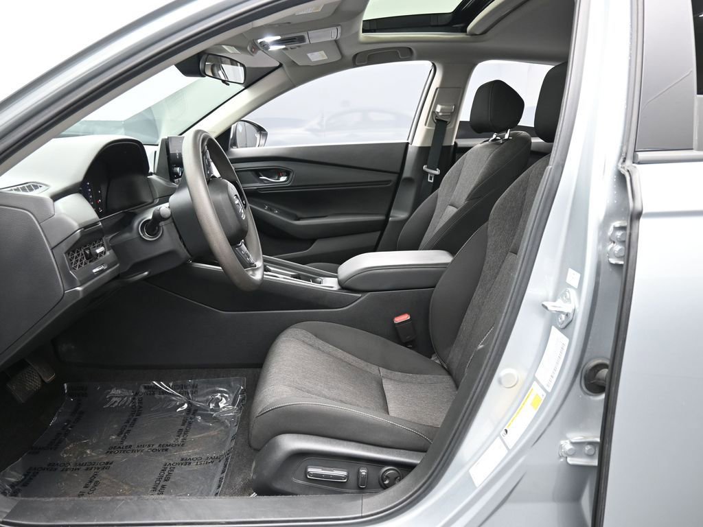 Certified 2024 Honda Accord EX image 32