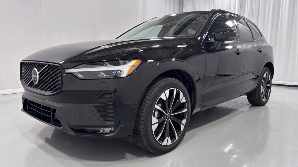Certified 2026 Volvo XC60 B5 Plus AWD/4WD image 1
