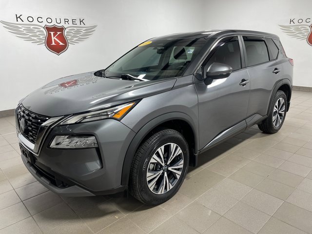 Used 2022 Nissan Rogue SV image 3