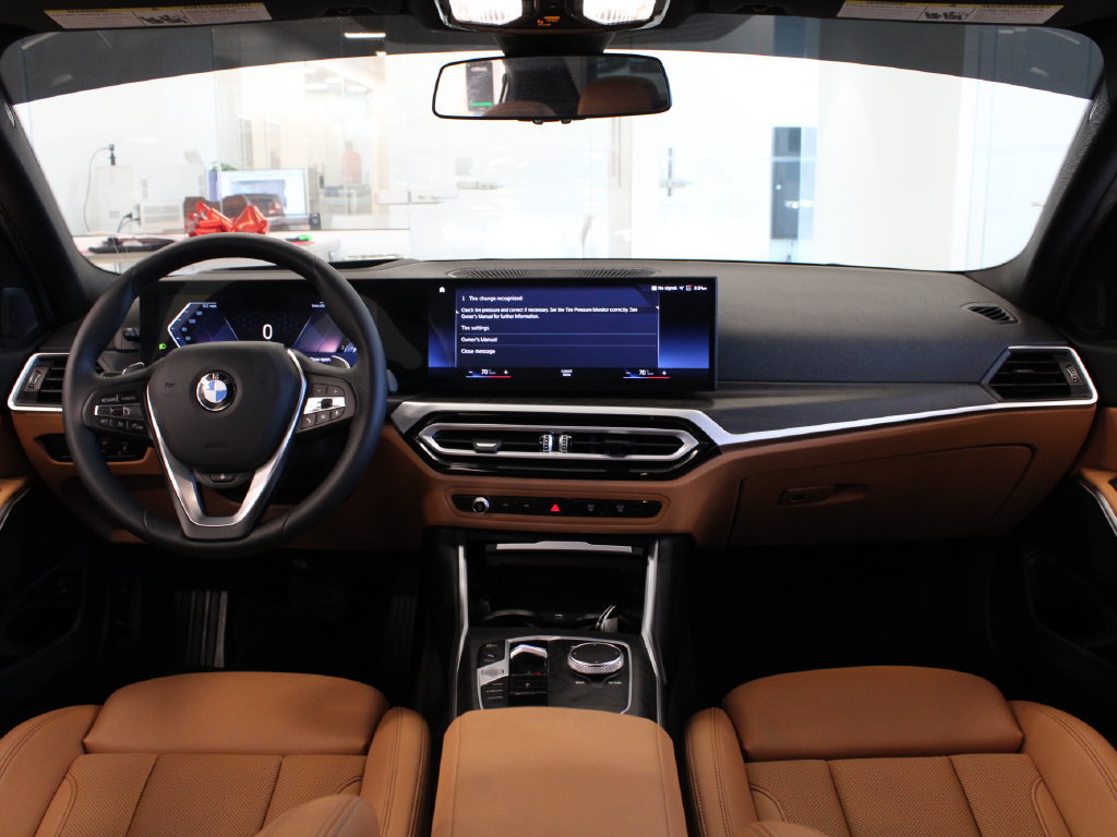 Used 2023 BMW 330i Sedan w/ Driving Assistance Package RWD image 20