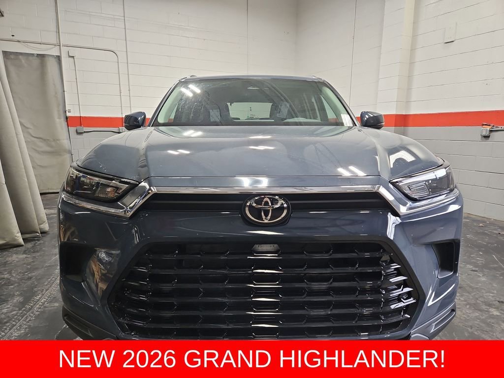 New 2026 Toyota Grand Highlander XLE image 2