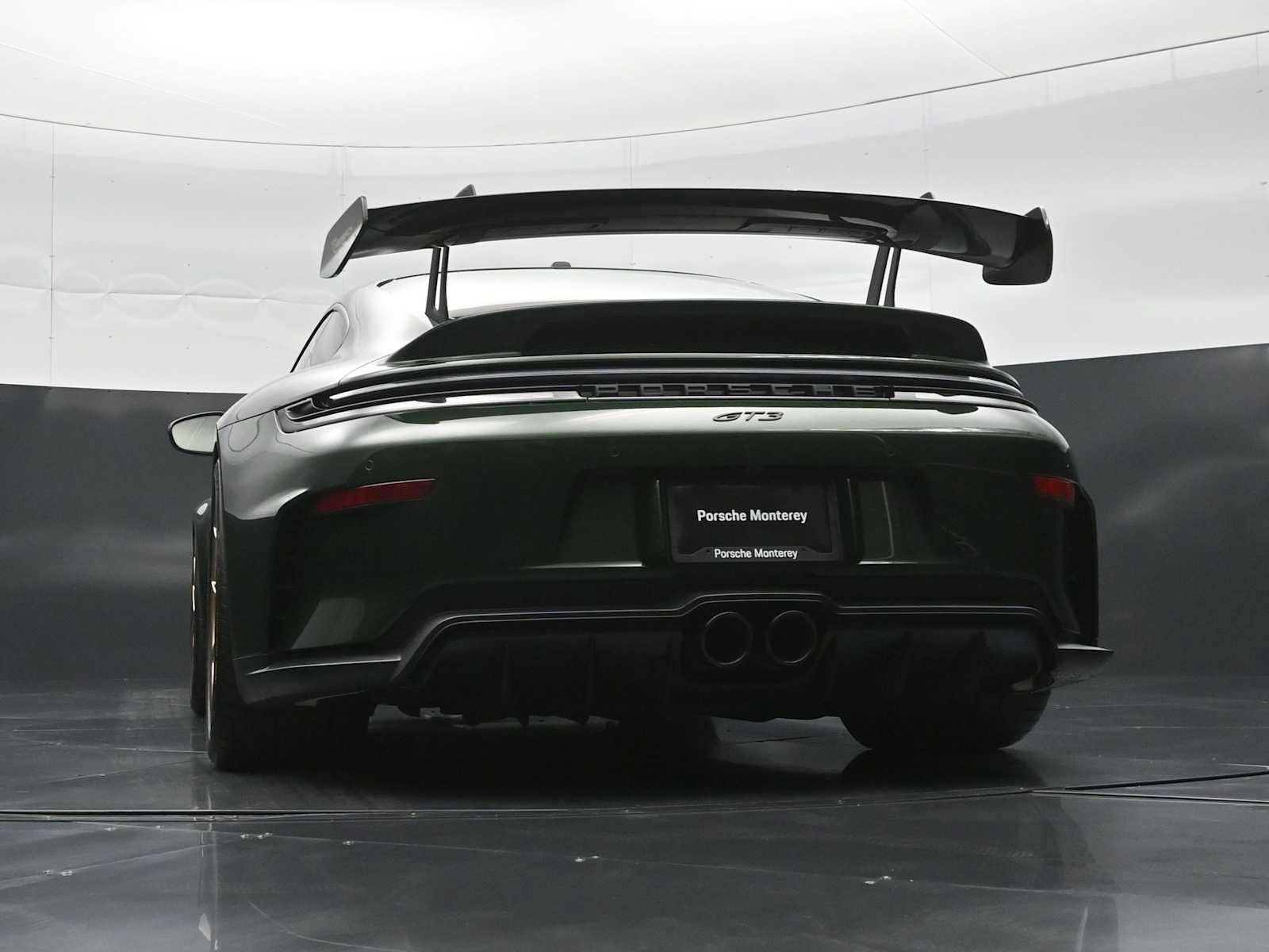 Certified 2026 Porsche 911 GT3 w/ Weissach Package RWD image 35