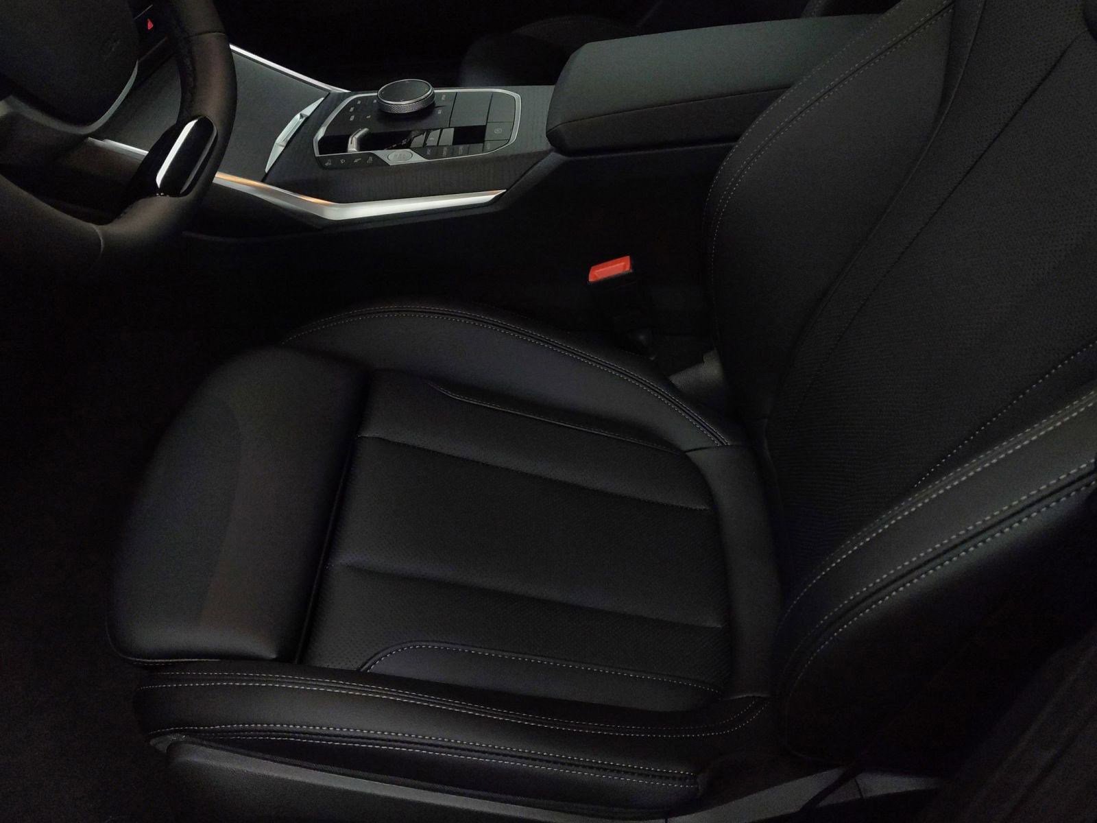 New 2026 BMW 330i xDrive 330i NA xDrive w/ Convenience Package image 19