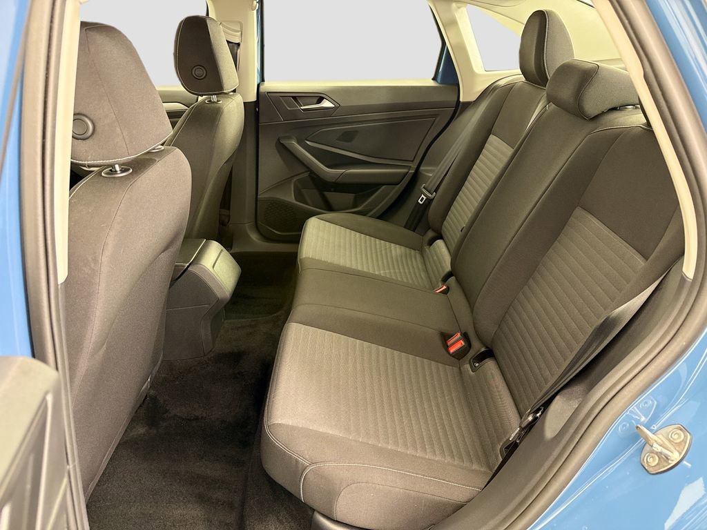 Used 2025 Volkswagen Jetta S image 19