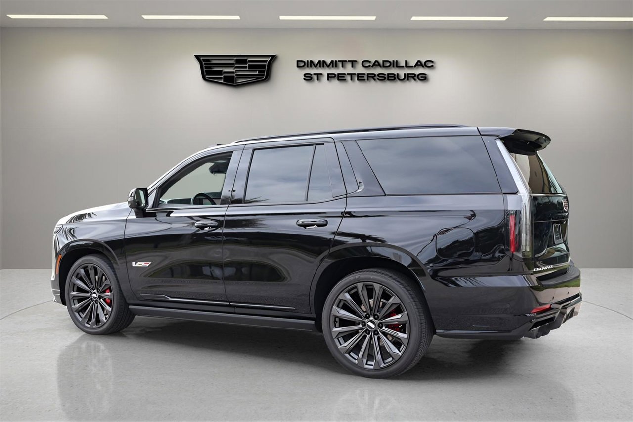 Certified 2025 Cadillac Escalade V w/ LPO, Floor Liner Package image 3