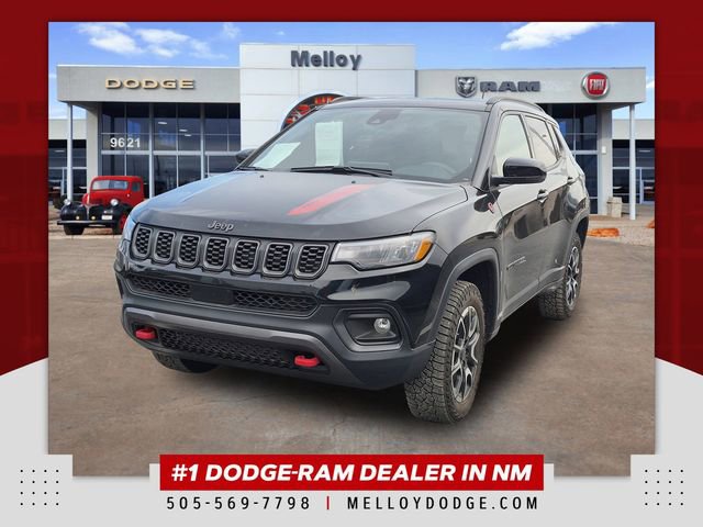 Used 2025 Jeep Compass Trailhawk