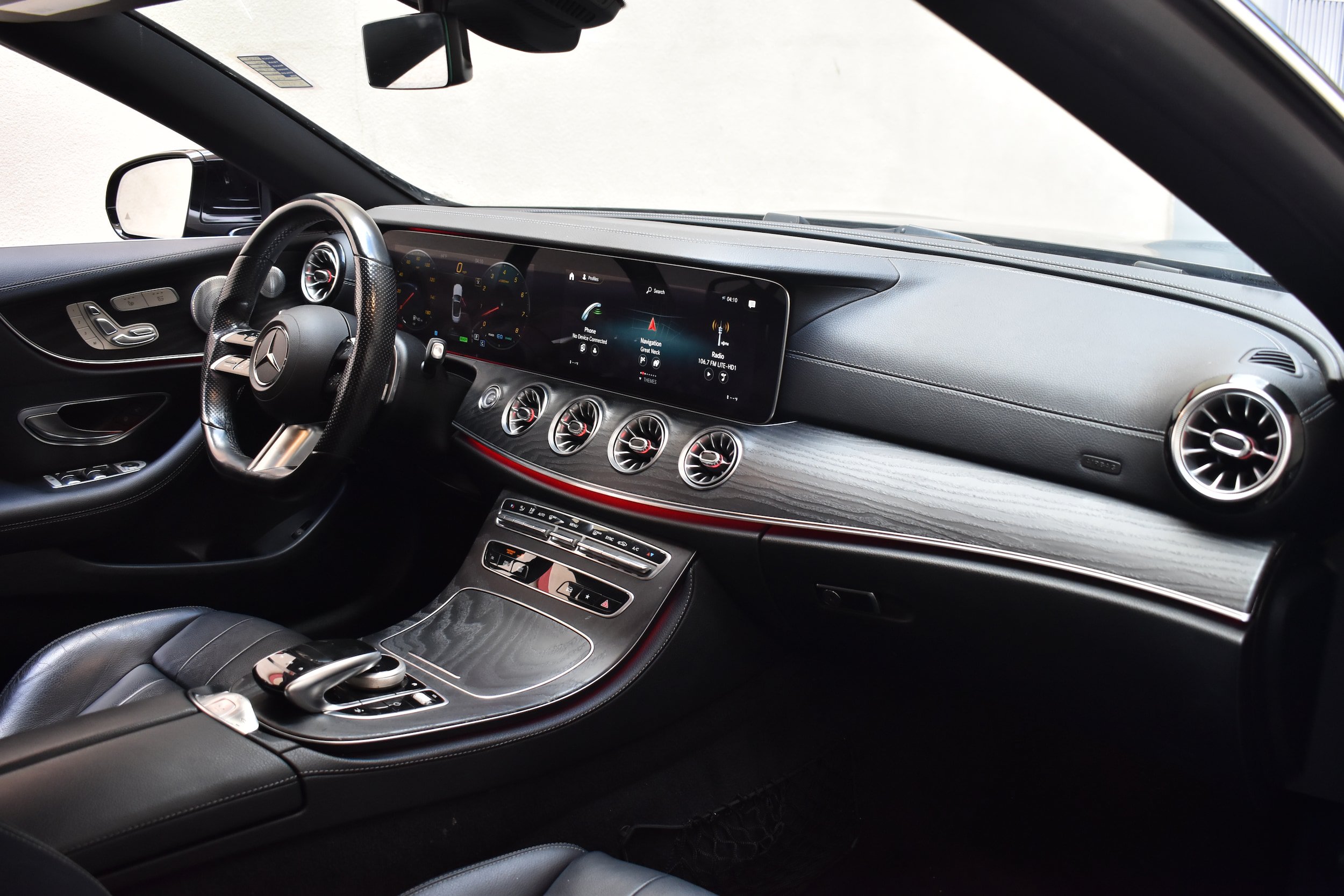 Used 2021 Mercedes-Benz E 450 4MATIC Cabriolet w/ AMG Line image 28