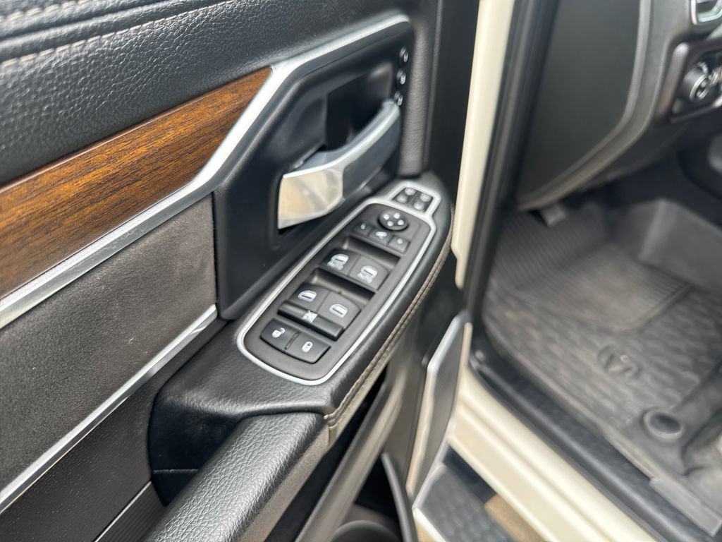 Used 2024 RAM 2500 Laramie AWD/4WD image 13