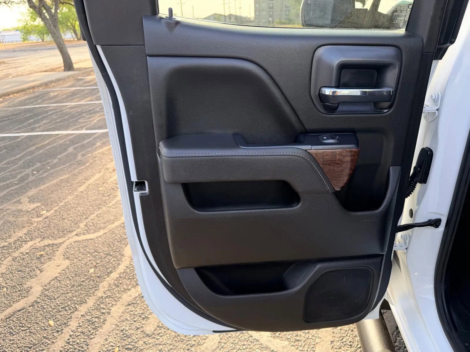 Used 2017 GMC Sierra 1500 SLE w/ SLE Value Package RWD image 17