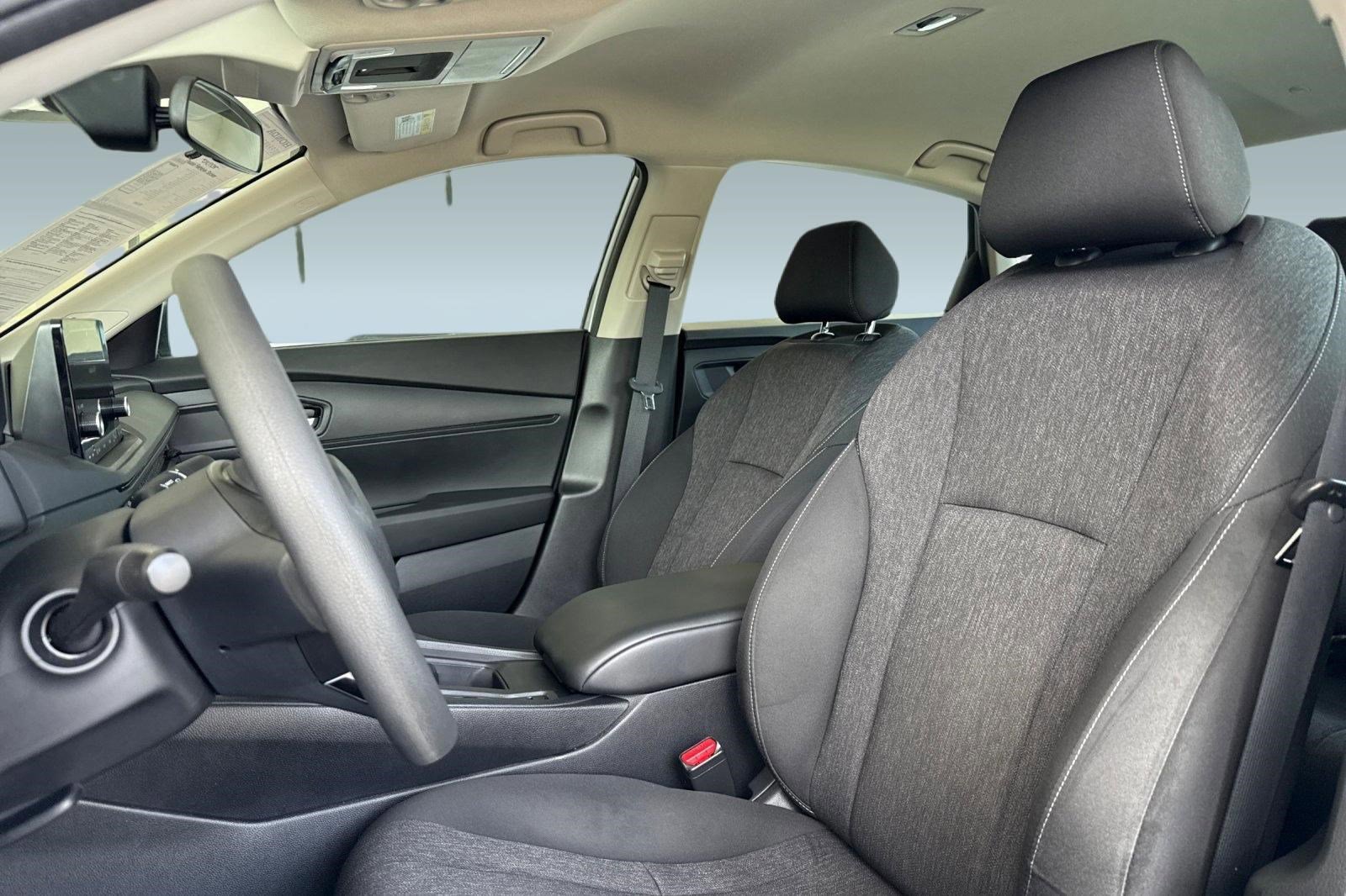 Certified 2023 Honda Accord LX image 5