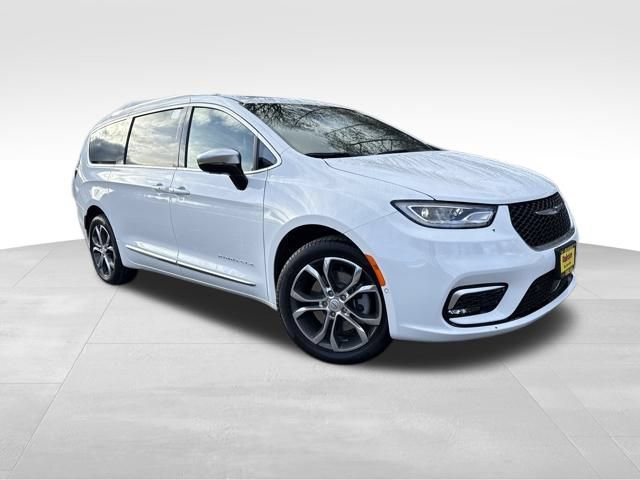 New 2026 Chrysler Pacifica Pinnacle AWD/4WD 360° Tour