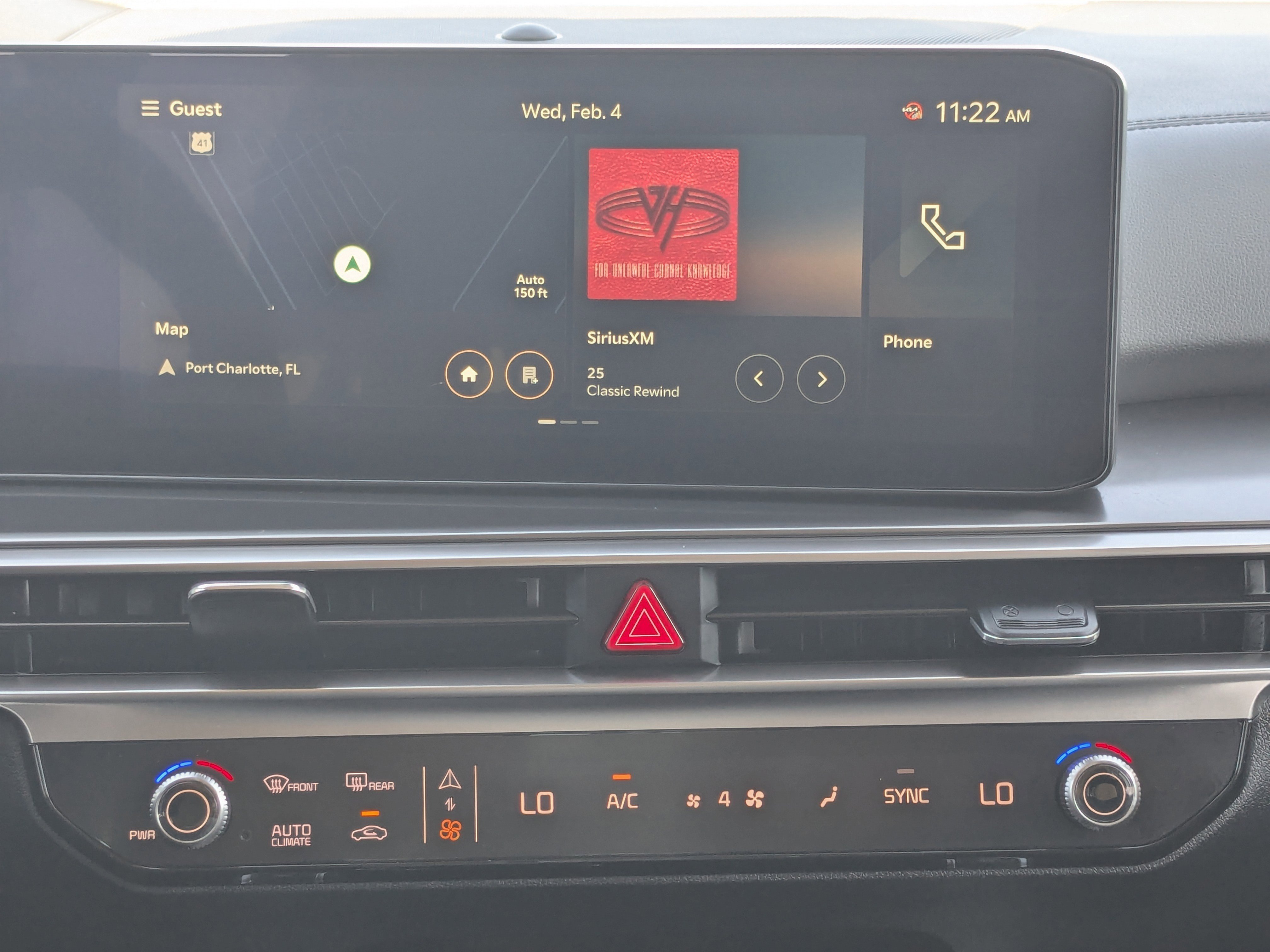 Certified 2025 Kia Sorento S image 22