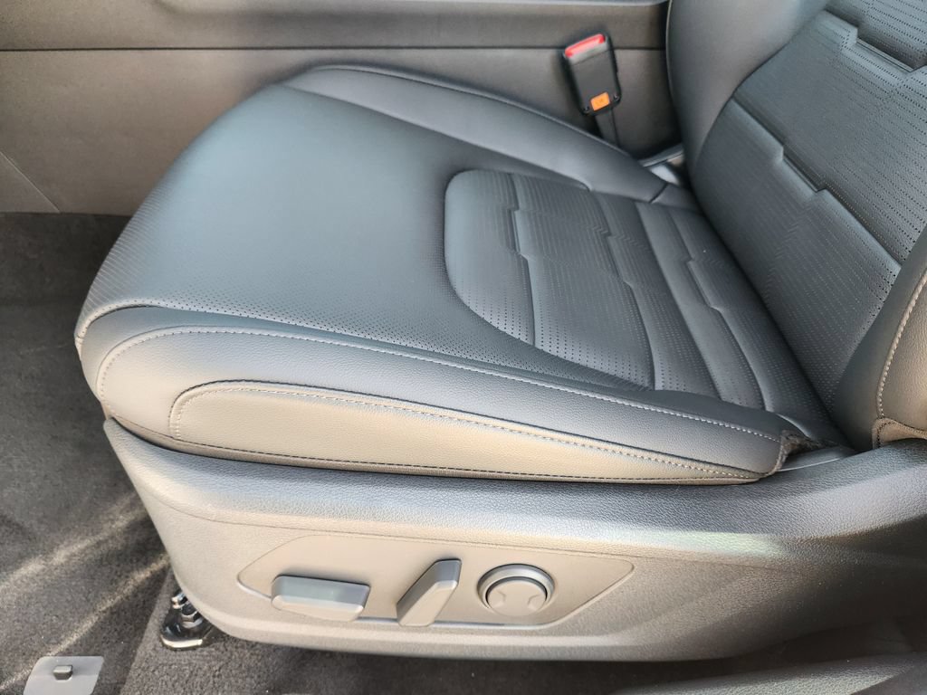 New 2026 Kia Sportage SX FWD image 22