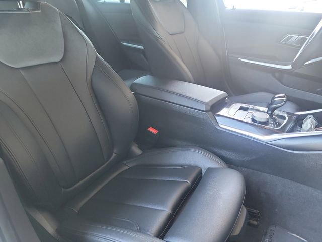 Used 2021 BMW 330e 330e iPerformance w/ M Sport Package image 24