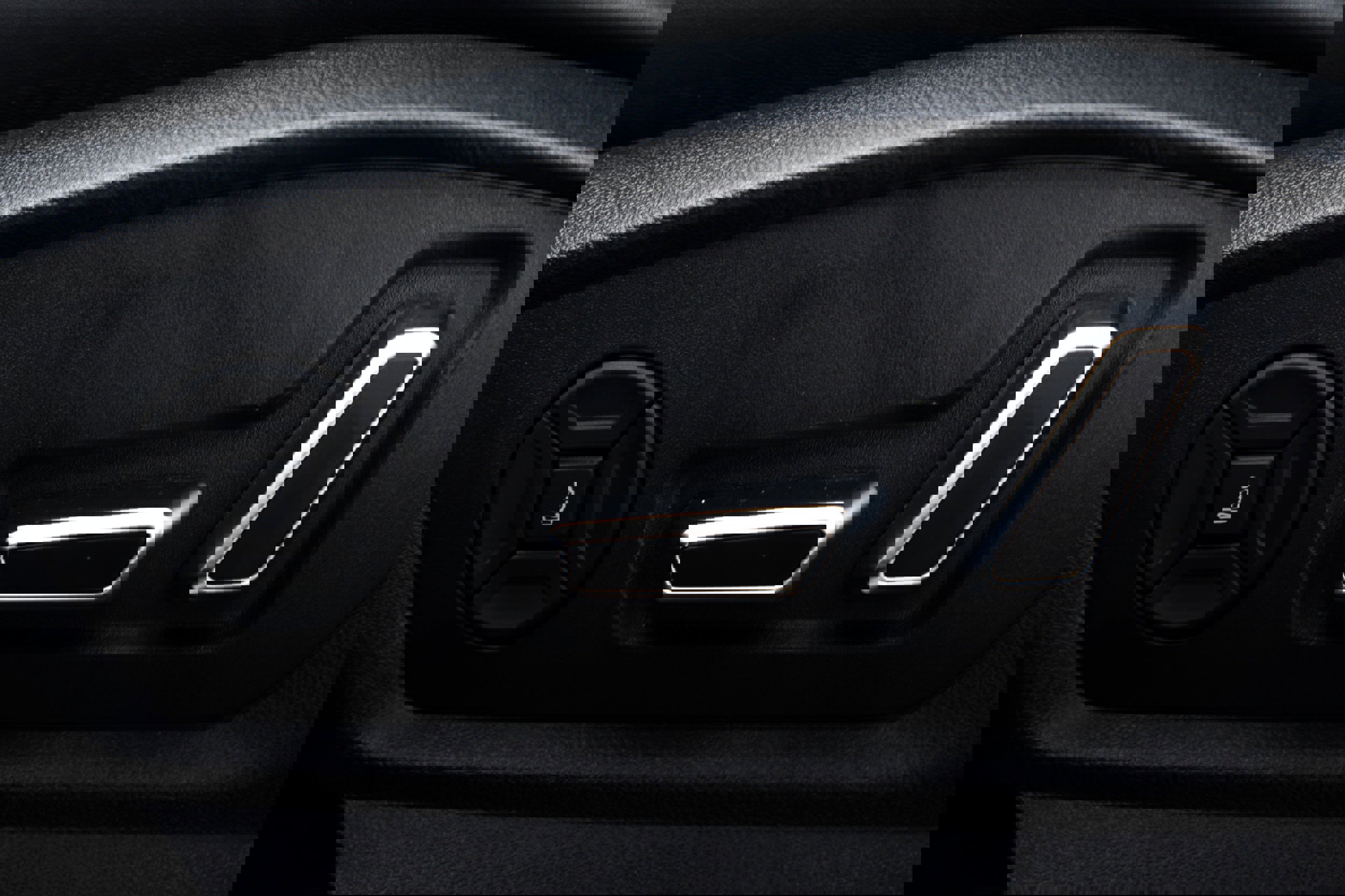 Used 2025 Audi RS Q8 performance image 19