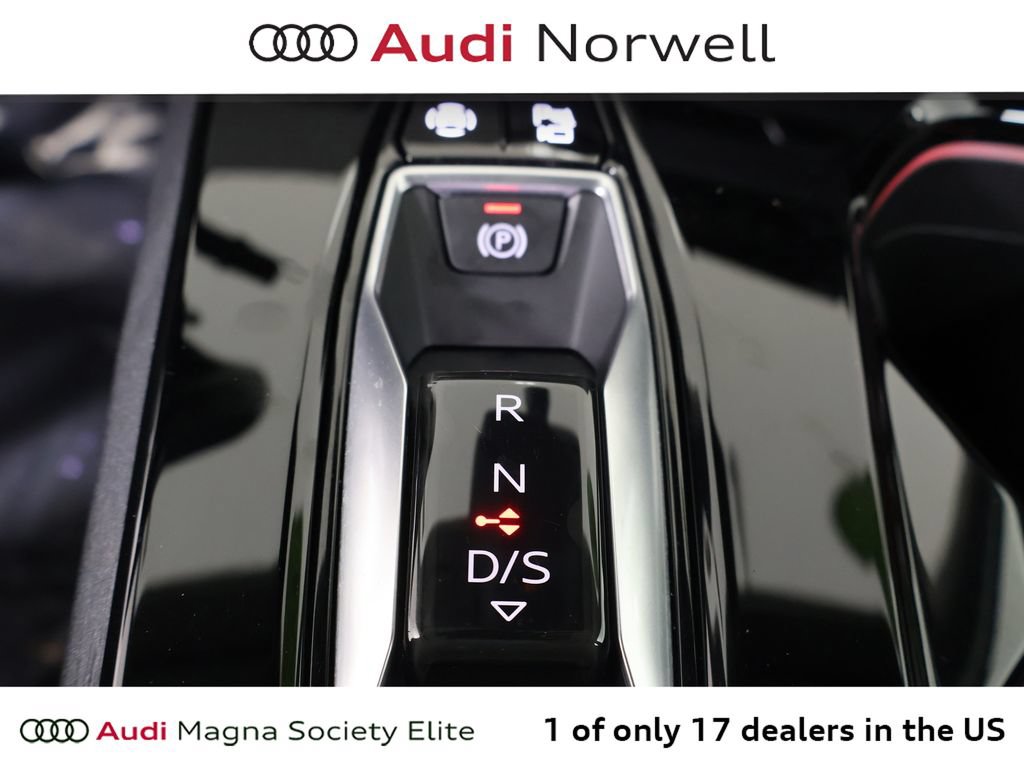 Used 2025 Audi A5 2.0T Premium Plus w/ Premium Plus AWD/4WD image 4