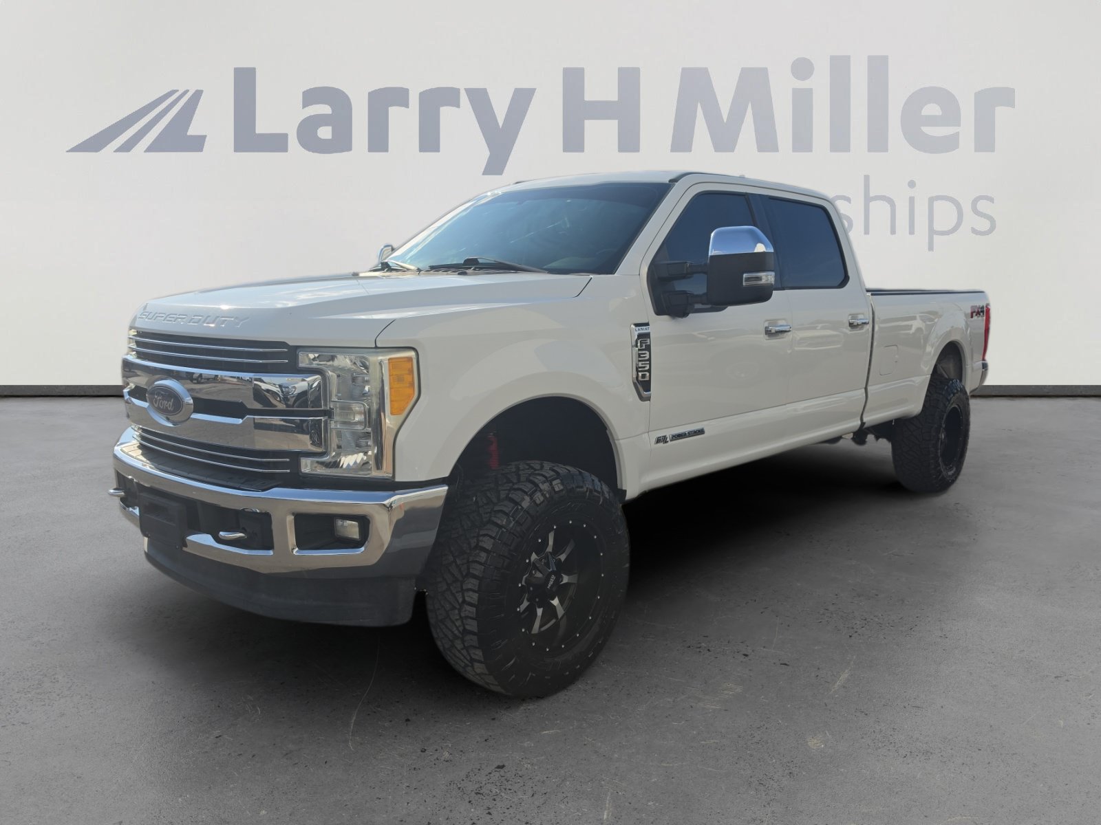 Used 2017 Ford F350 Lariat w/ Chrome Package AWD/4WD video 1