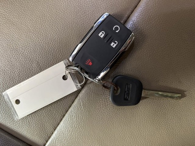 Used 2017 GMC Sierra 1500 SLT w/ SLT Premium Package image 16