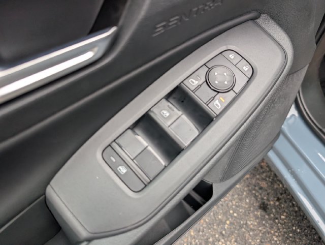 New 2027 Nissan Sentra SV w/ SV Convenience Package FWD image 12