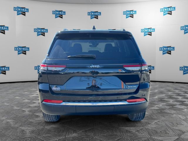 Certified 2023 Jeep Grand Cherokee Laredo w/ Luxury Tech Group I image 5