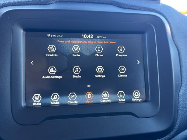 Used 2019 Jeep Renegade Latitude w/ Cold Weather Group AWD/4WD image 24