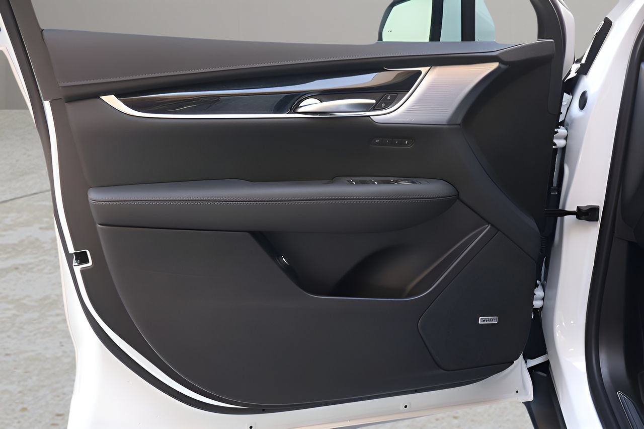 Certified 2026 Cadillac XT5 Premium Luxury FWD image 26