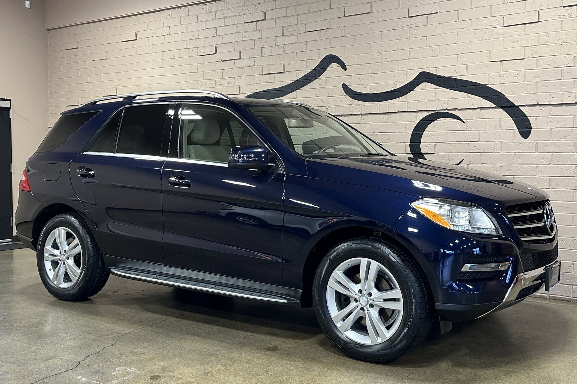 Used 2015 Mercedes-Benz ML 350 4MATIC image 2