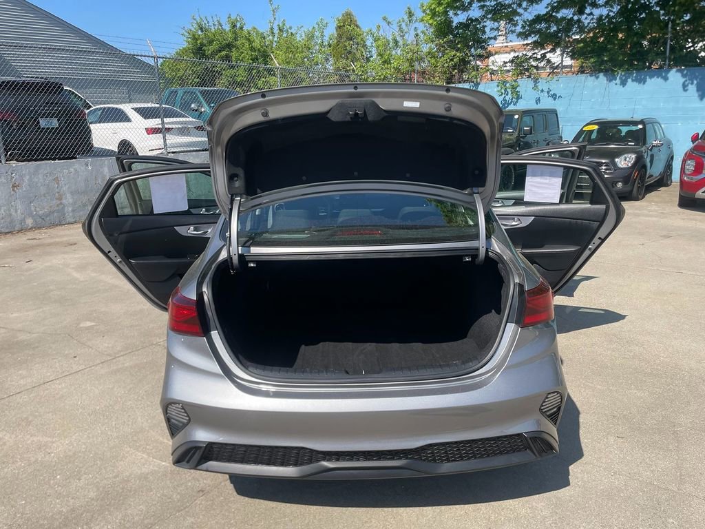 Used 2024 Kia Forte LXS FWD image 24
