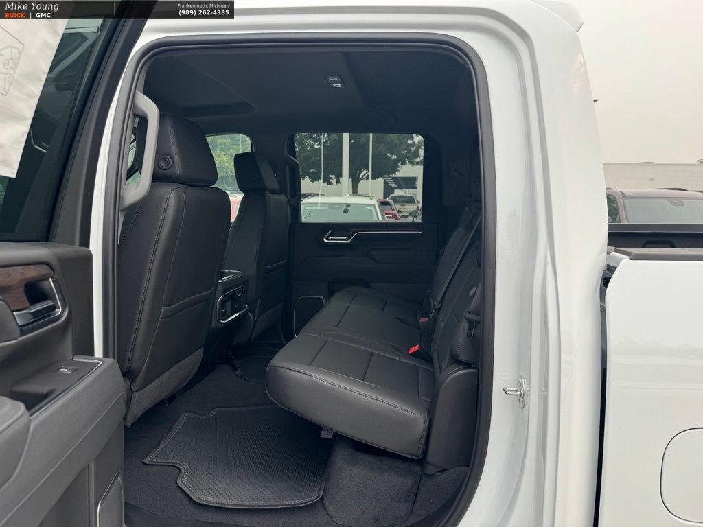 New 2026 GMC Sierra 2500 SLT w/ SLT Premium Package AWD/4WD image 11