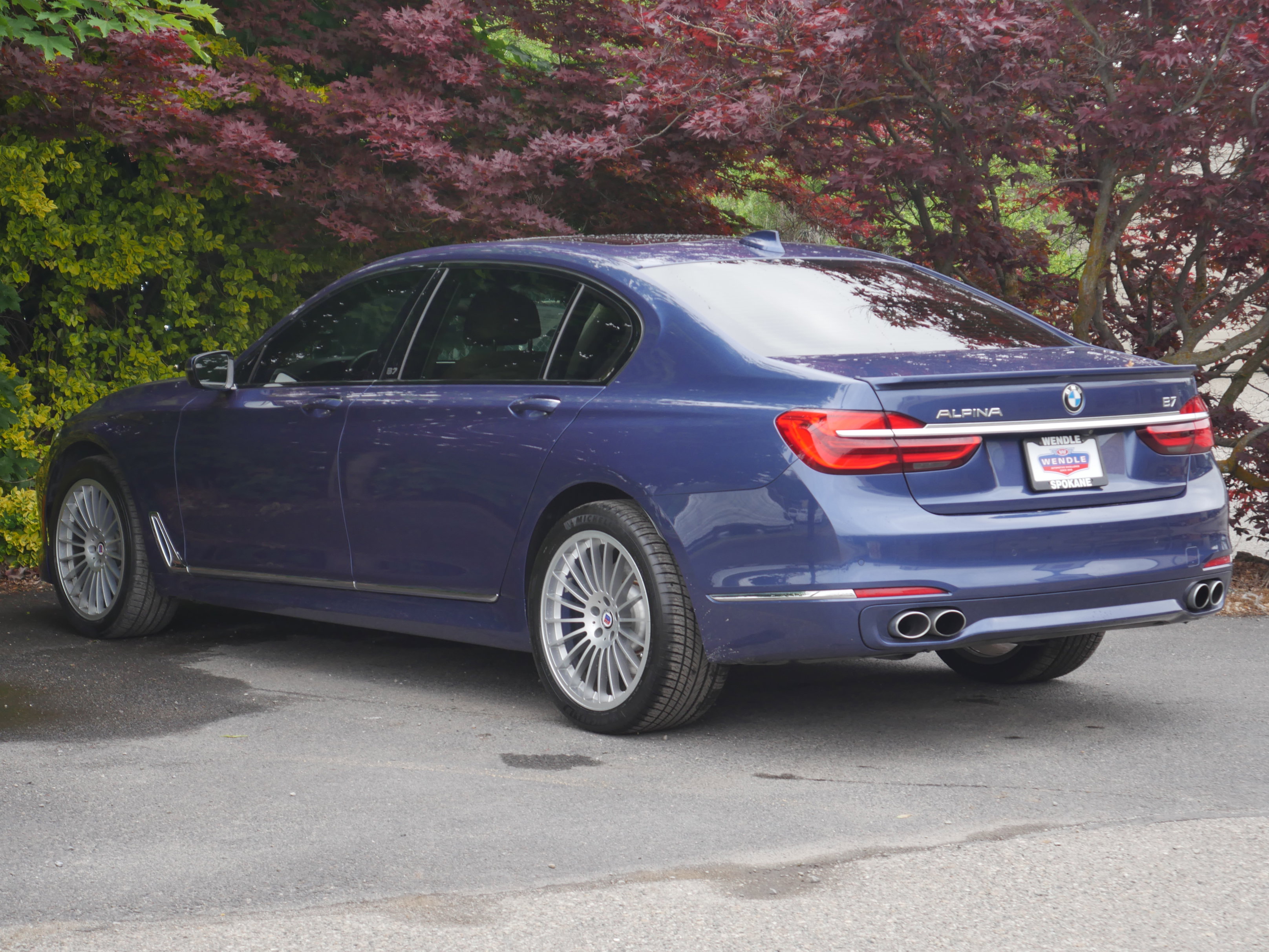 Used 2017 BMW ALPINA B7 xDrive AWD/4WD image 22