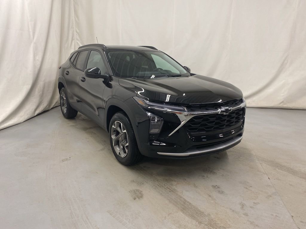 New 2026 Chevrolet Trax LT w/ Driver Confidence Package image 25