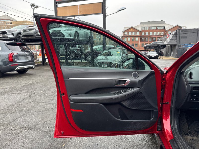 Used 2021 Hyundai Sonata SEL w/ Cargo Package image 10