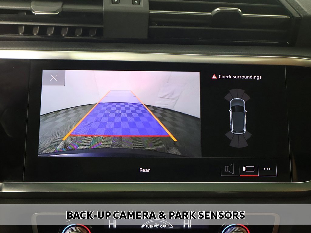 Used 2023 Audi Q3 2.0T Premium w/ Convenience Package image 5