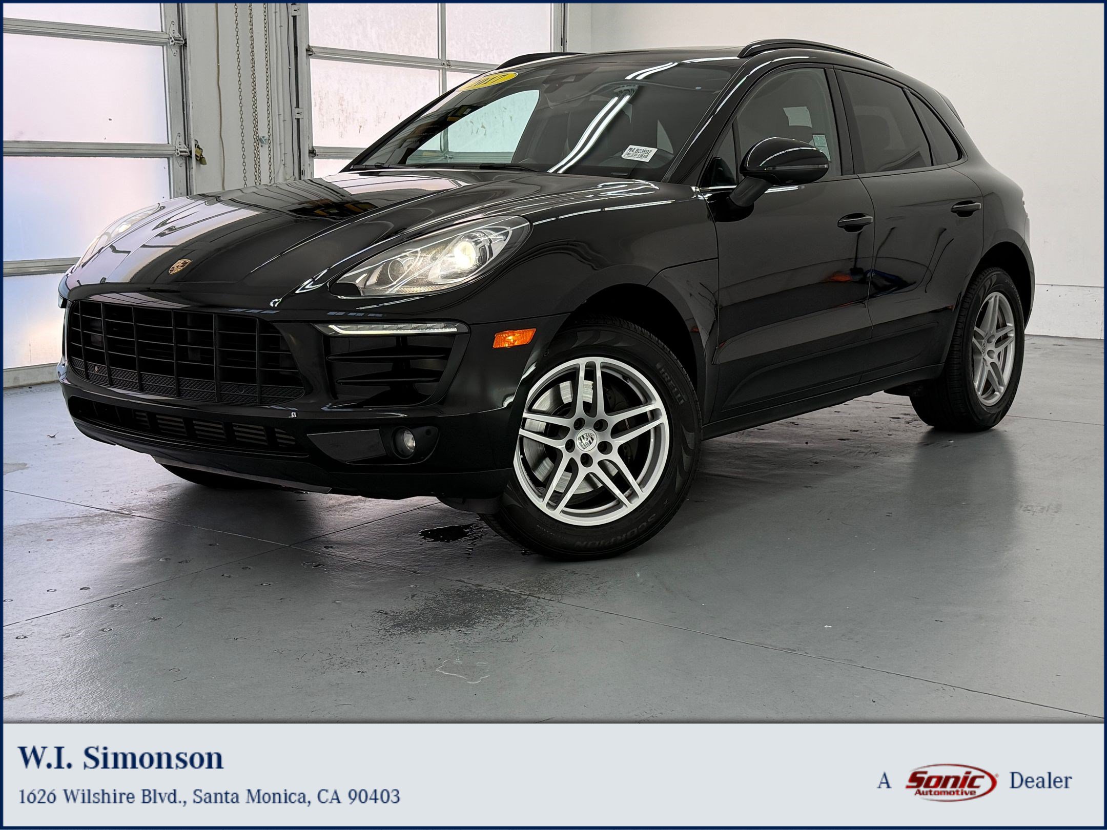 Used 2017 Porsche Macan AWD/4WD image 1