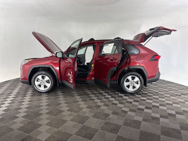 Used 2019 Toyota RAV4 XLE image 8
