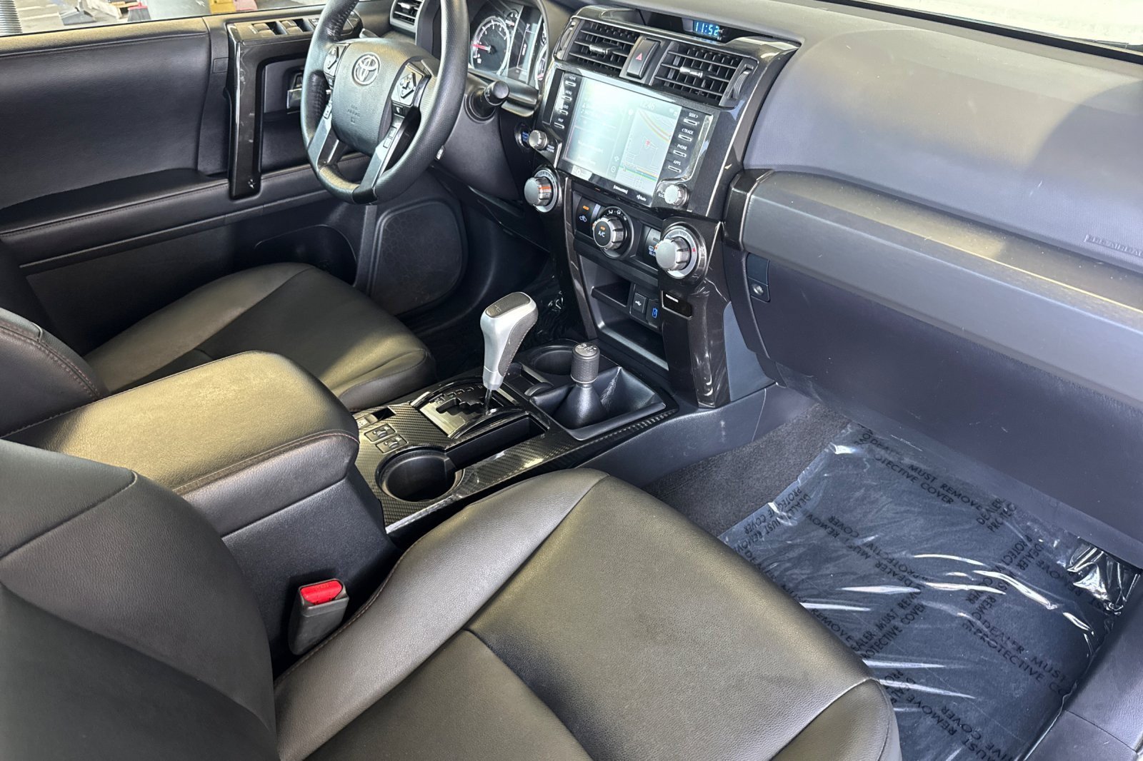 Certified 2023 Toyota 4Runner TRD Off-Road Premium w/ Moonroof Package AWD/4WD image 15