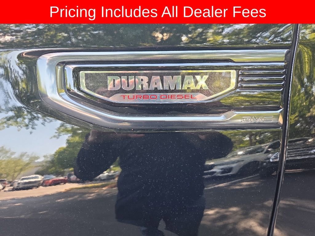 Used 2023 GMC Sierra 1500 AT4 w/ Technology Package AWD/4WD image 11