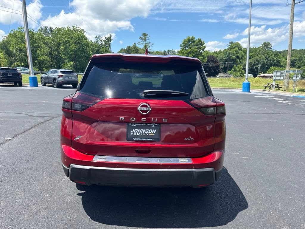 Used 2026 Nissan Rogue SV AWD/4WD image 9