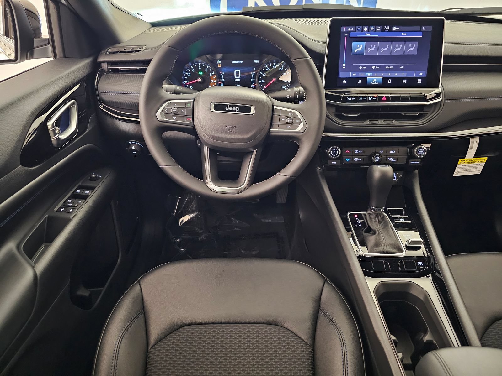 New 2026 Jeep Compass Latitude AWD/4WD image 17