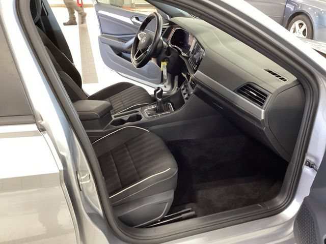 Used 2024 Volkswagen Jetta Sport FWD image 12