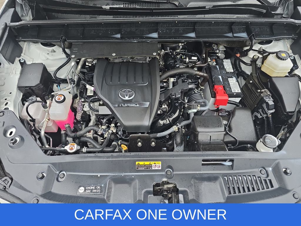 Used 2024 Toyota Highlander Limited image 32