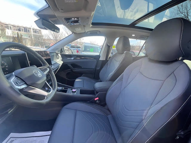 New 2026 Volkswagen Tiguan SE AWD/4WD image 8